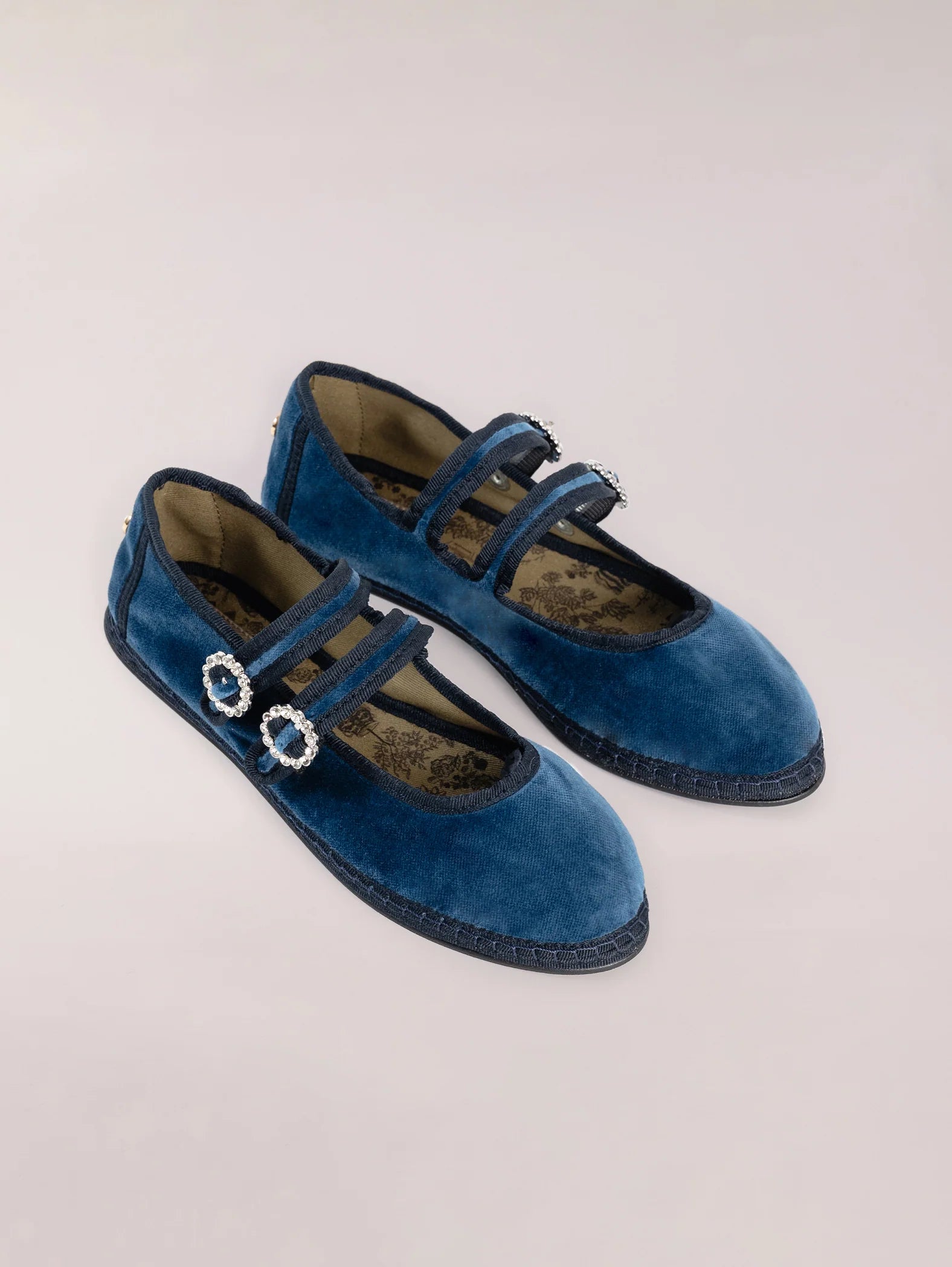 double lace dress shoes Ghillie Vintage Lace-Up Shoes (Black), 9